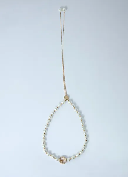 Interlocking Pearl Necklace