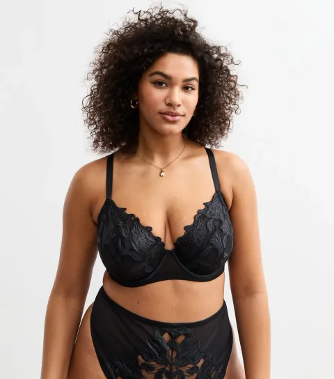 Women's Plus Size Black Floral Applique Non Padded Bra Curves