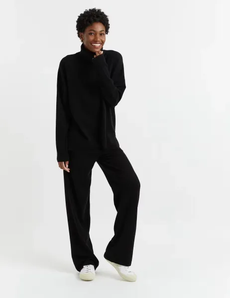 Chinti & Parker Wool Rich with Cashmere Roll Neck Relaxed Jumper Black
