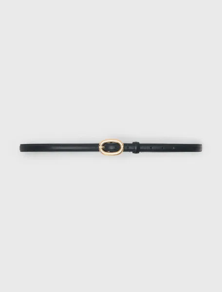 Slim leather oval buckle belt