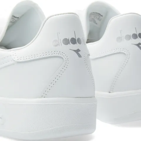 B.Elite L III