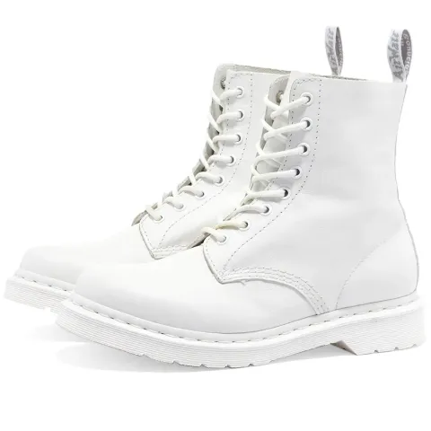 1460 Pascal 8 Eye Boot
