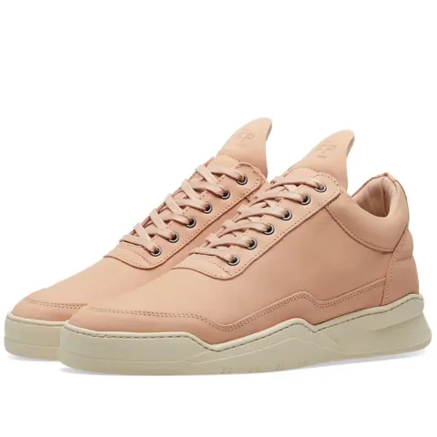 Low Top Sneaker