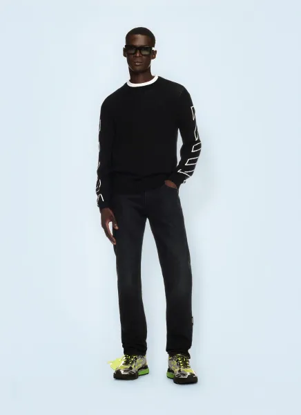 Arrow Jeans