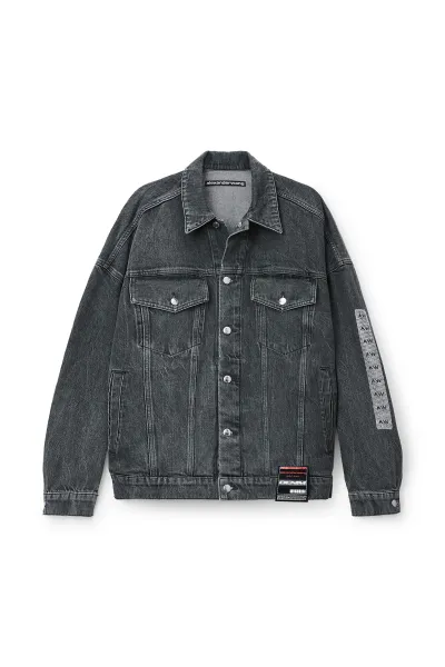 OVERSIZED TRUCKER JACKET WITH GRAPHIC DETAIL