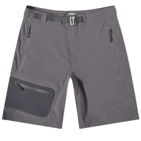 M Titan Pass Shorts