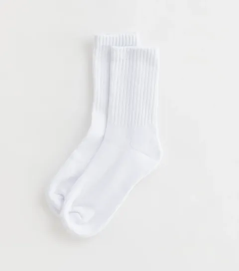 Women's White Ribbed Tube Socks