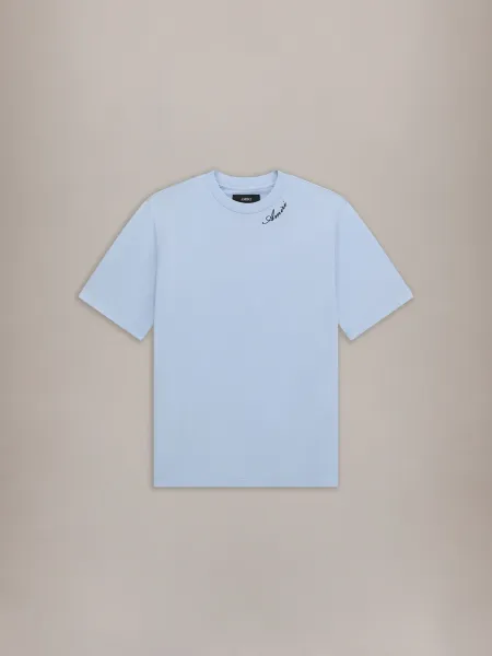 SCRIPT TEE - Skyline Blue