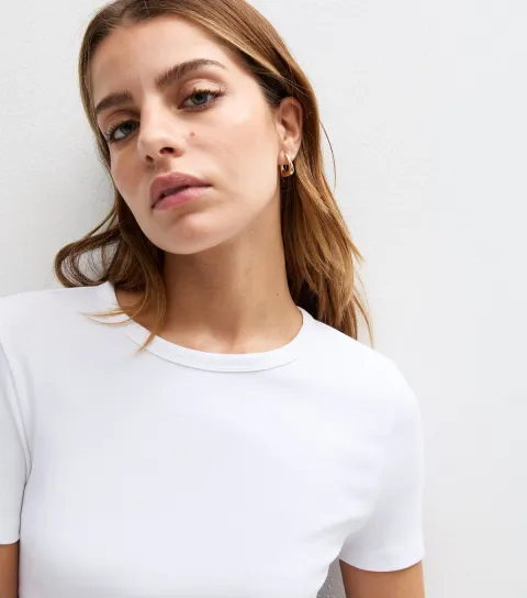 New Look Women's Petite White Ribbed Baby Tee