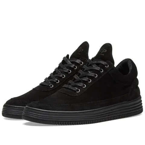Low Top Sneaker