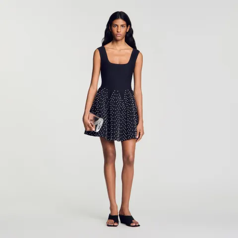 Short knit dress with beads