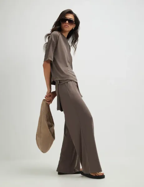 River Island Soft touch Wide Leg Joggers Dark Brown