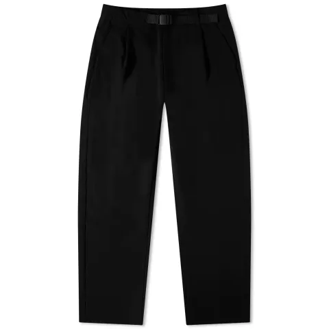 One Tuck Tapered Stretch Pant
