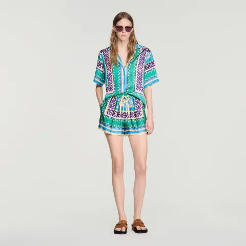 Short floral print shorts