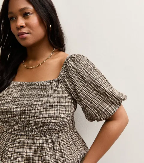 Women's Plus Size Black Check Print Shirred Milkmaid Top Curves