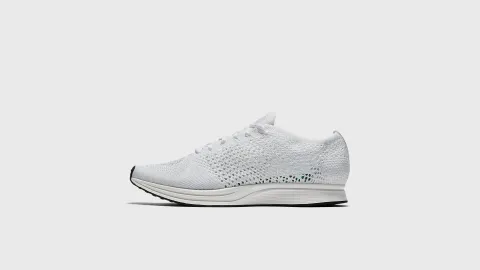 Flyknit Racer