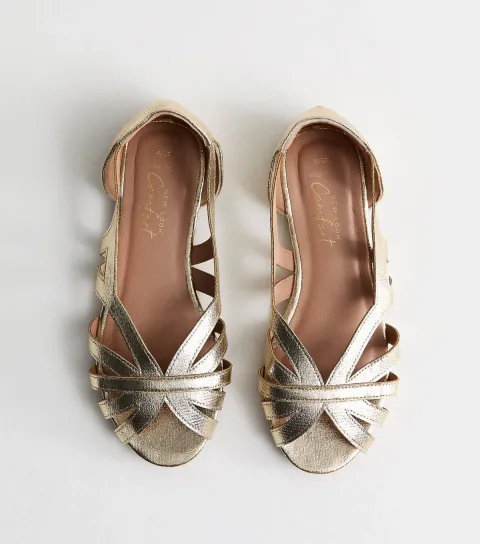 New Look Women's Wide Fit Gold Faux Leather Peep Toe Flats Vegan