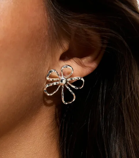 New Look Silver Tone Cut Out Floral Earrings
