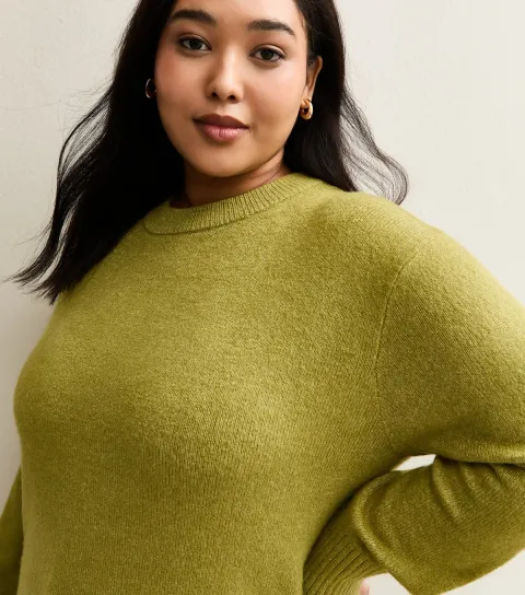 New Look Women's Plus Size Mid Green Crew Neck Jumper Curves