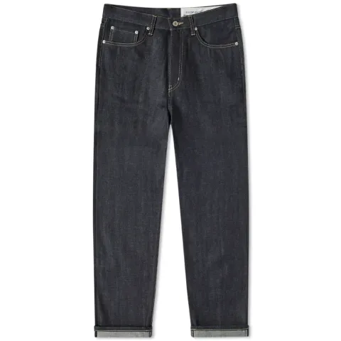 Rigid Narrow Jean