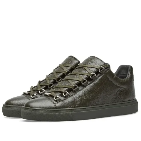 Arena Leather Low Sneaker