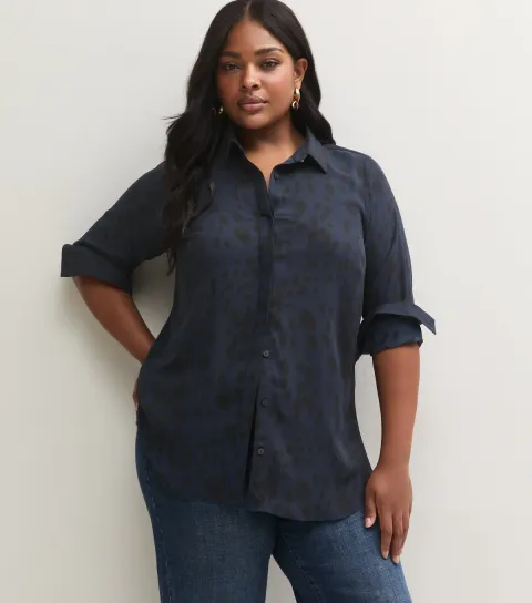 New Look Women's Plus Size Blue Animal Print Long Sleeve Shirt Curves