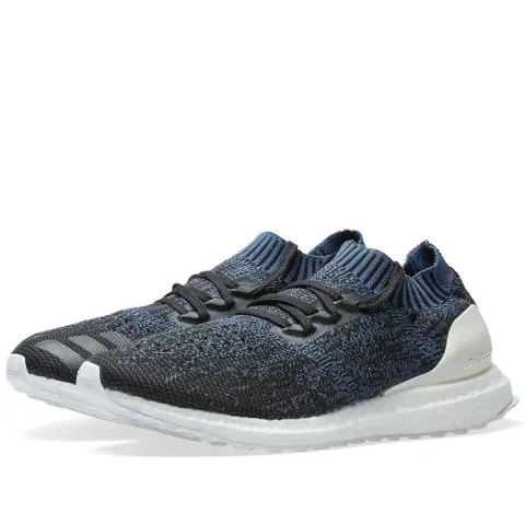 Ultra Boost Uncaged