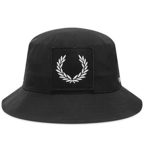 Wreath Bucket Hat