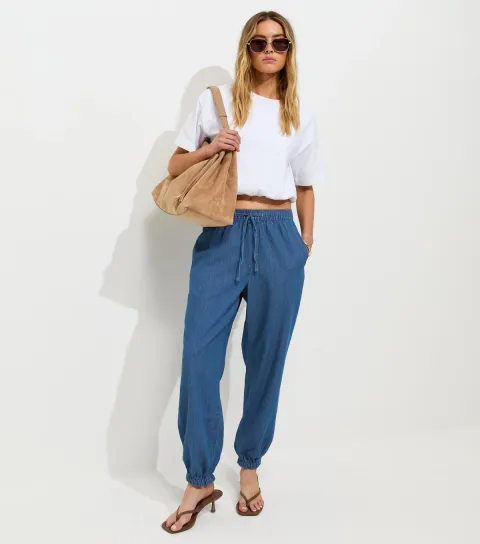 Women's Blue Chambray Tapered Drawstring Trousers