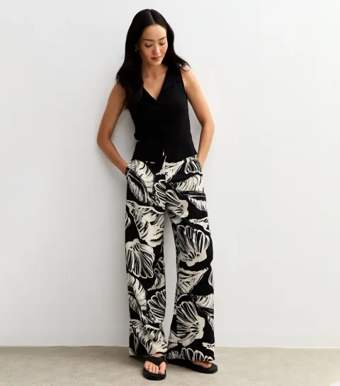 New Look Women's Black Shell Print Textured Wide Leg Trousers