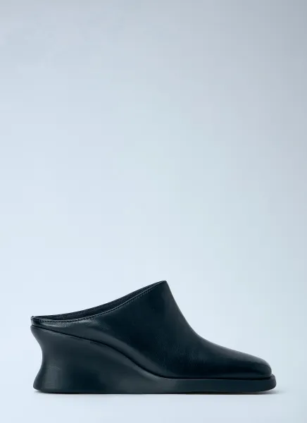 Louise Mules