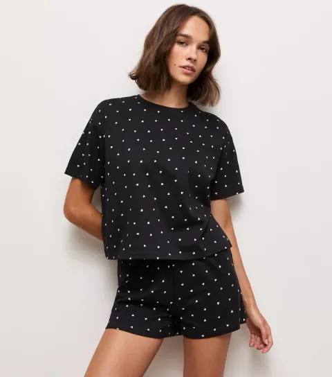 New Look Women's Black Cotton Heart Print Pyjama Shorts Set