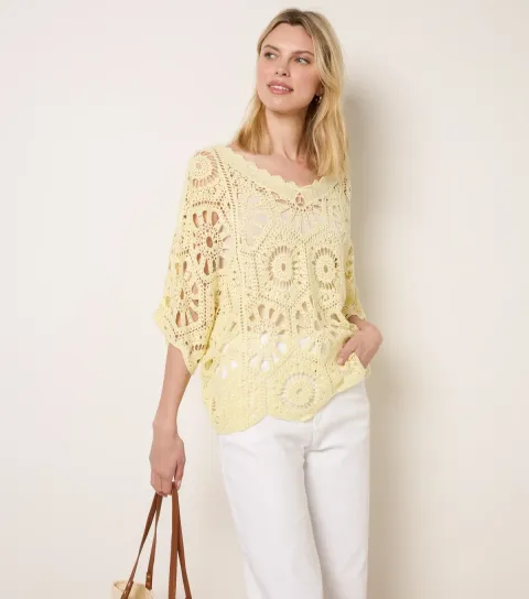 Women's Light Yellow Floral Pattern Crochet Top