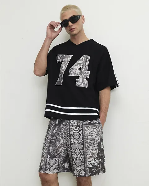 River Island Oversized Fit Tapestry 74 T-Shirt