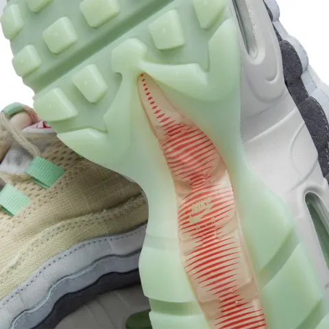Air Max 95 Halloween QS