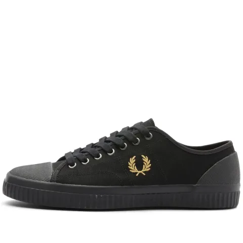 Hughes Low Canvas Sneaker