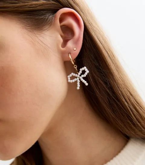 New Look Gold Tone Pearl Bow Hoop Earrings