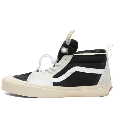 Vans x Advisory Board Crystals SK8-Hi EXT