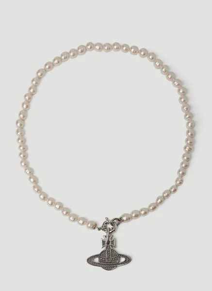 Hilarios Pearl Necklace