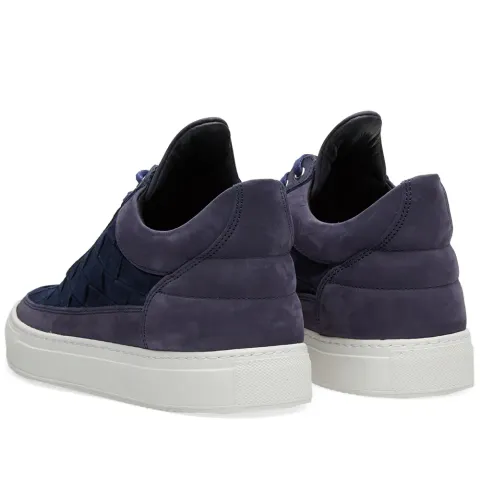 Low Top Sneaker