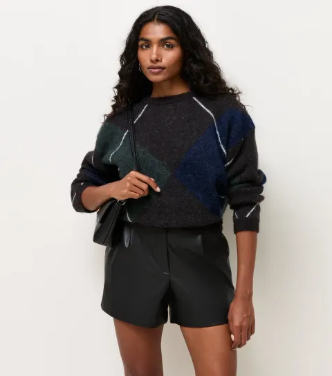 New Look Women's Petite Black Faux Leather Shorts