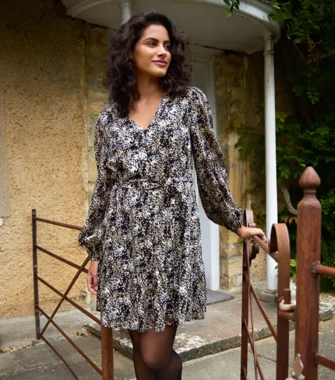 Women's Black Belted Chiffon Mini Dress