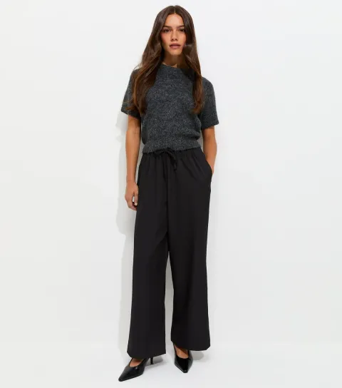Women's Petite Black Pull On Wide Leg Trousers