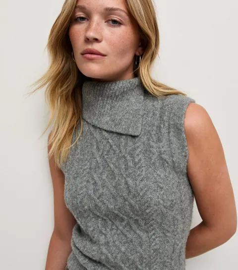 New Look Women's Grey Cable Knit Roll Neck Tabard Vest