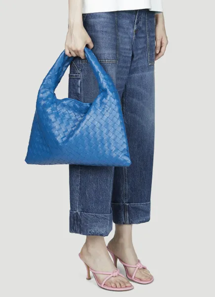 Small Hop Shoulder Bag