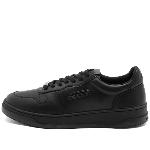 Dive Court Sneakers