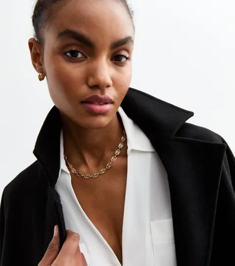 Gold Tone Interlinked Chain Necklace