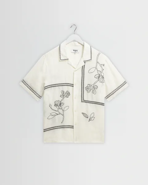 Didcot - Ecru and Navy Grid Flower Short-Sleeve Shirt