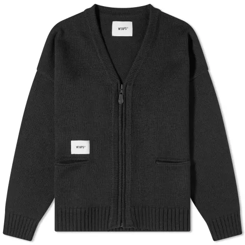 03 Zipped Knitted Cardigan