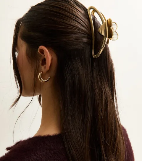 Gold Tone Curved Cutout Heart Claw Clip